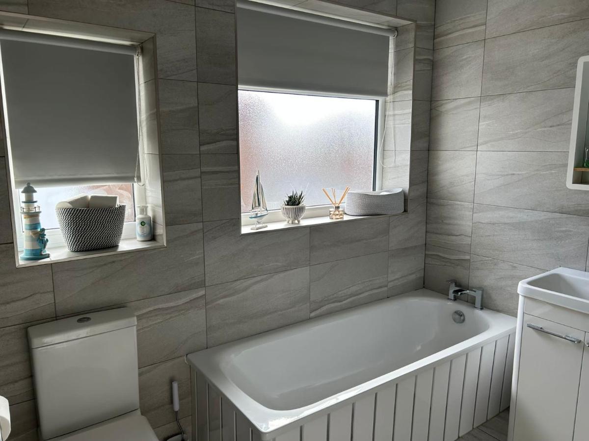 Light And Spacious Highcross Apartment Poulton-le-Fylde Экстерьер фото